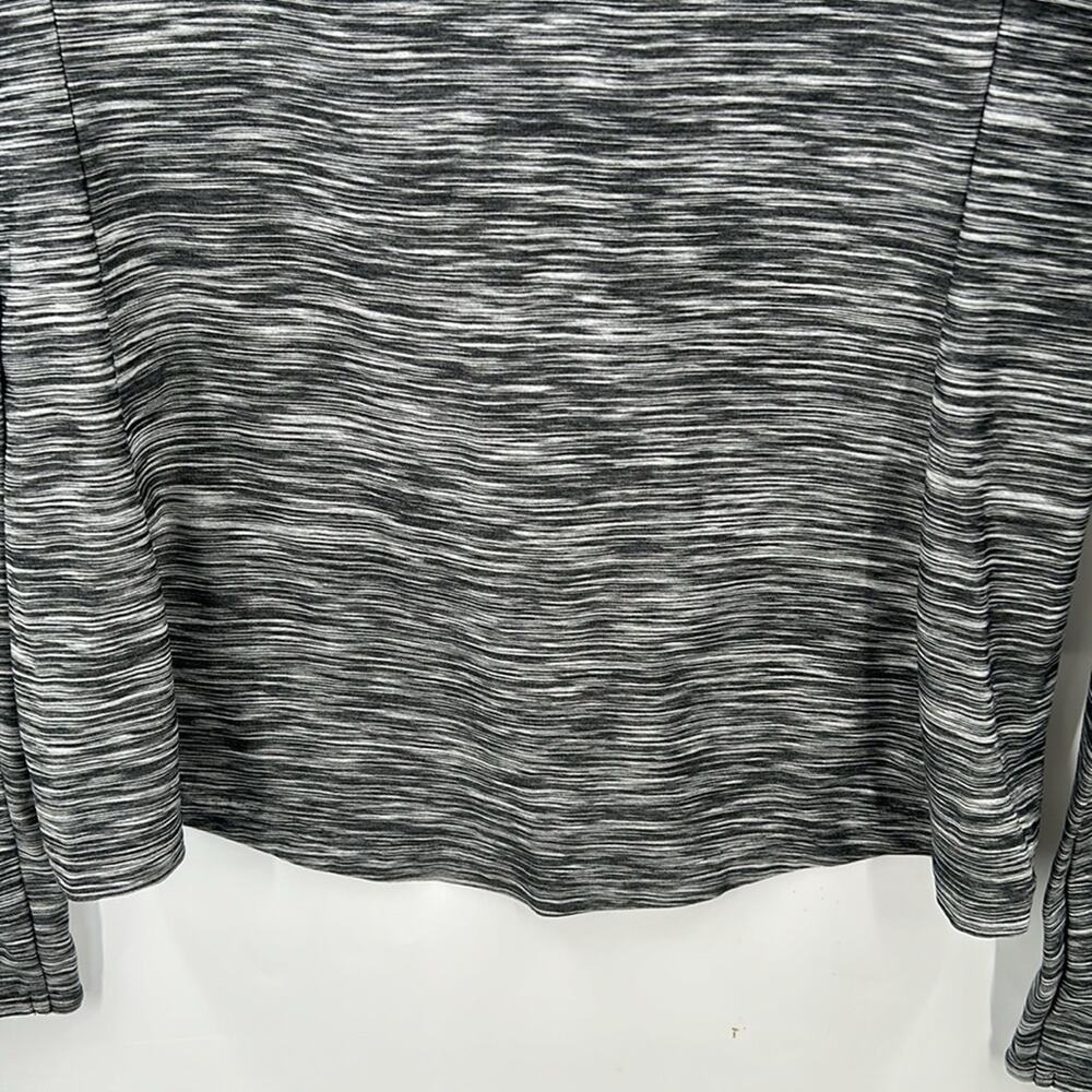 Gap Women's Gray & White Full Zip Active Wear Jacket 2 Zip Pockets Size Small - Picture 8 of 13